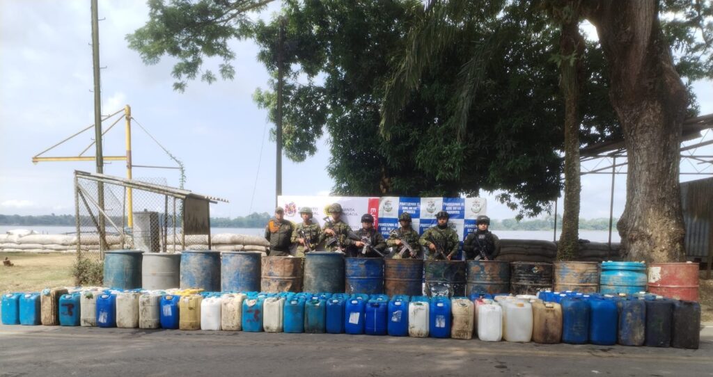 Golpe a las finanzas del ELN: Ejército recupera más de 1.100 galones de diésel hurtado en Santander