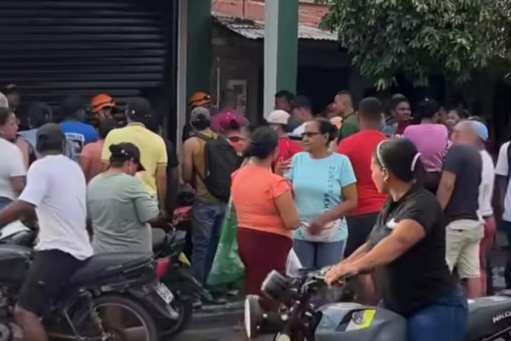 Mujer muere arrollada mientras repartía folletos religiosos.