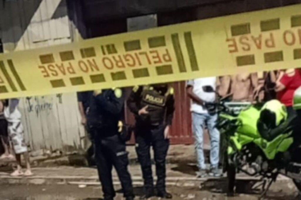 Sicarios matan a un hombre; la Policía responde y los abatidos en la fuga.