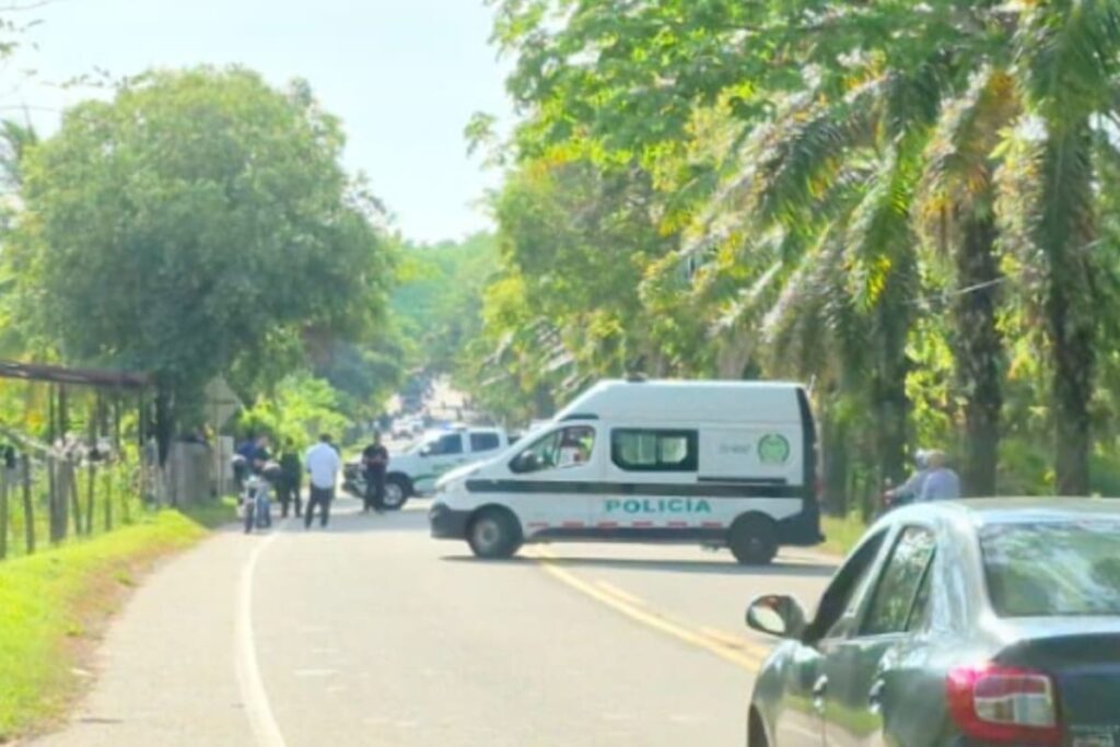 Cerrada Vía Bucaramanga-Barrancabermeja por Amenaza de Explosivos