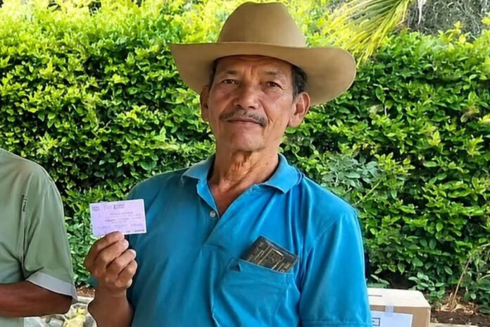 Grave-accidente-conductor-se-salio-de-la-via-y-cayo.jpeg