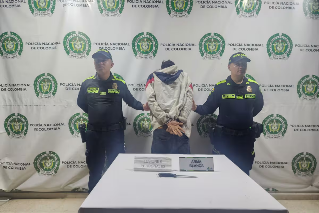 Herido de cuchillo al resistirse a un robo; ladrón fue capturado.