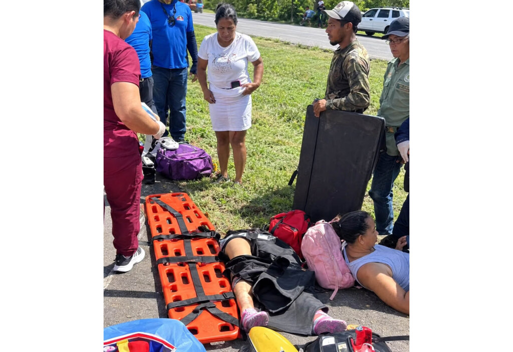 Trágico accidente: mujer fallece y cuatro heridos