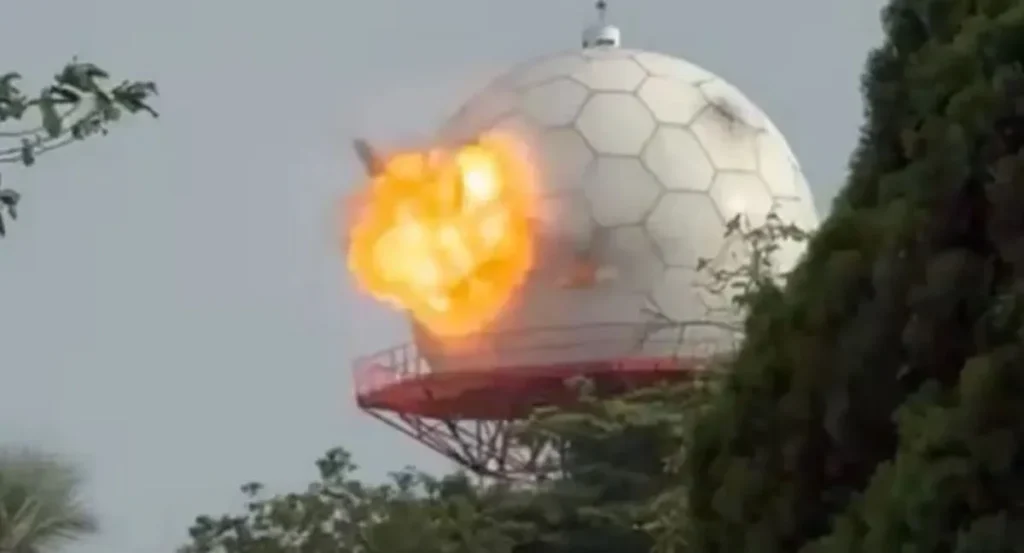 Atacan radar de vigilancia con drones en el Valle del Cauca.