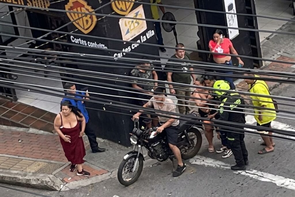 Crímenes en la barbería: lo estaban como peluqueando y le ‘dieron’ plomo