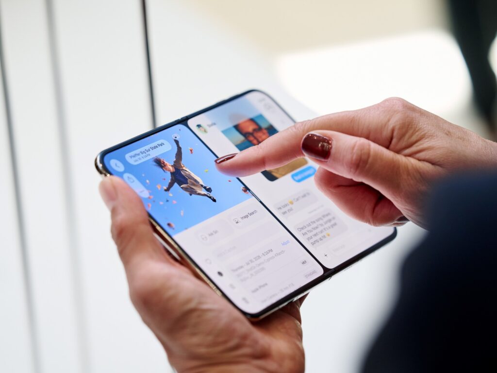 Comparativa: iPhone Duo vs. los mejores plegables del mercado
